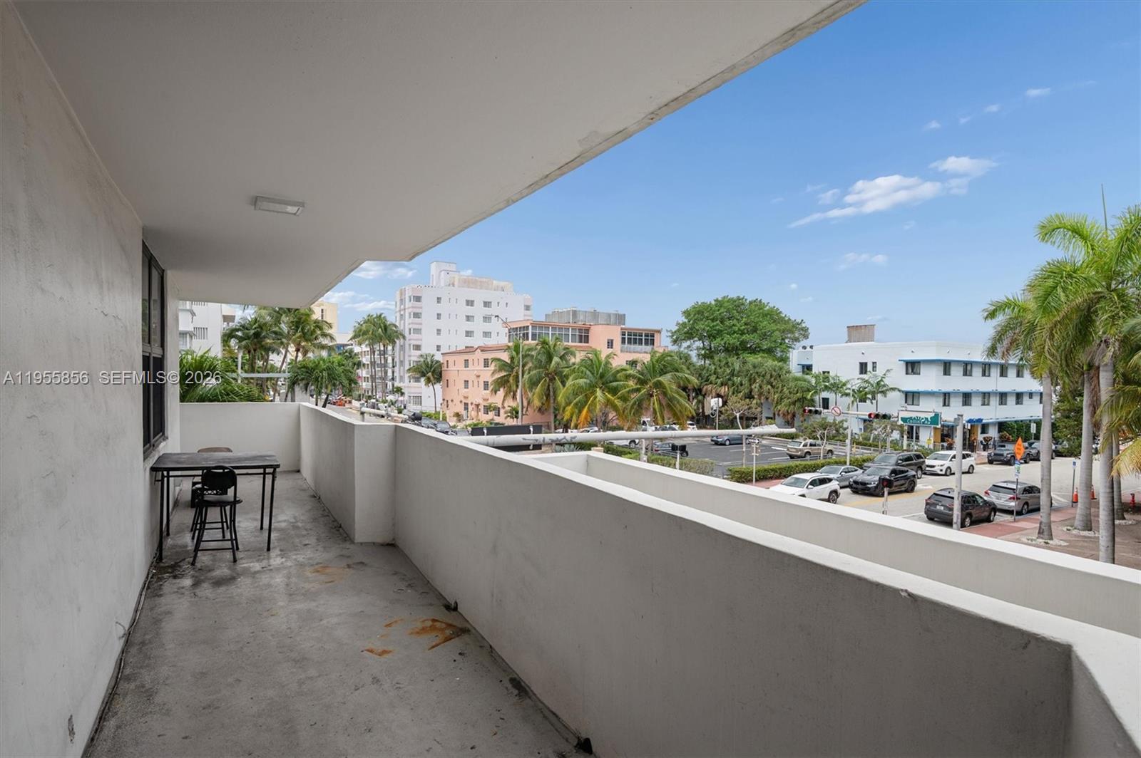 4301 Collins Ave # 202, Miami Beach FL 33140