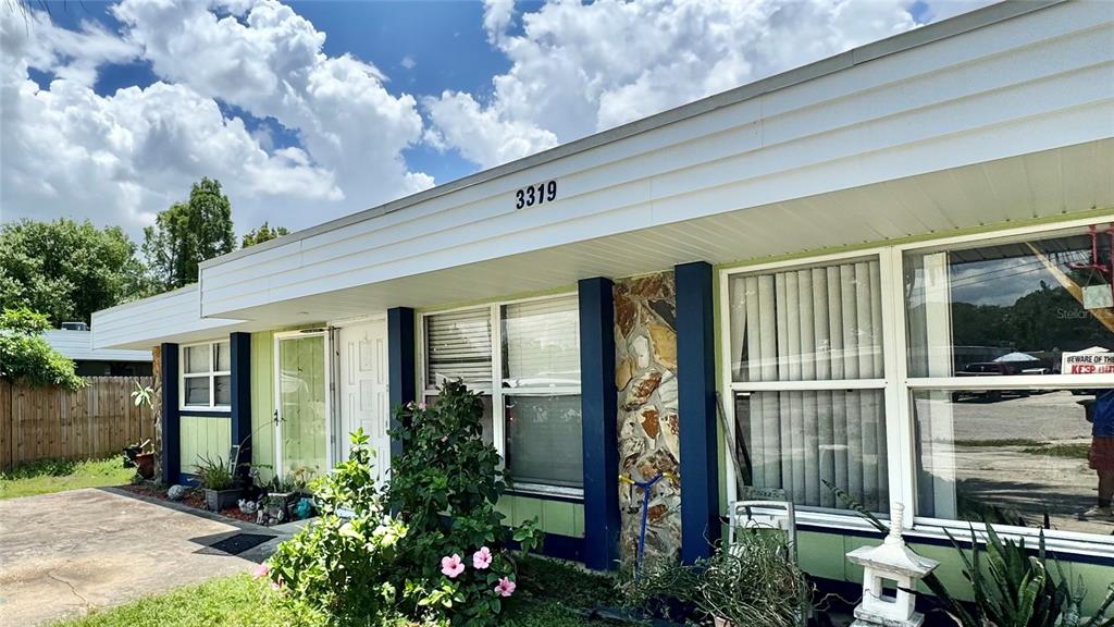 3319 SHERWOOD DRIVE