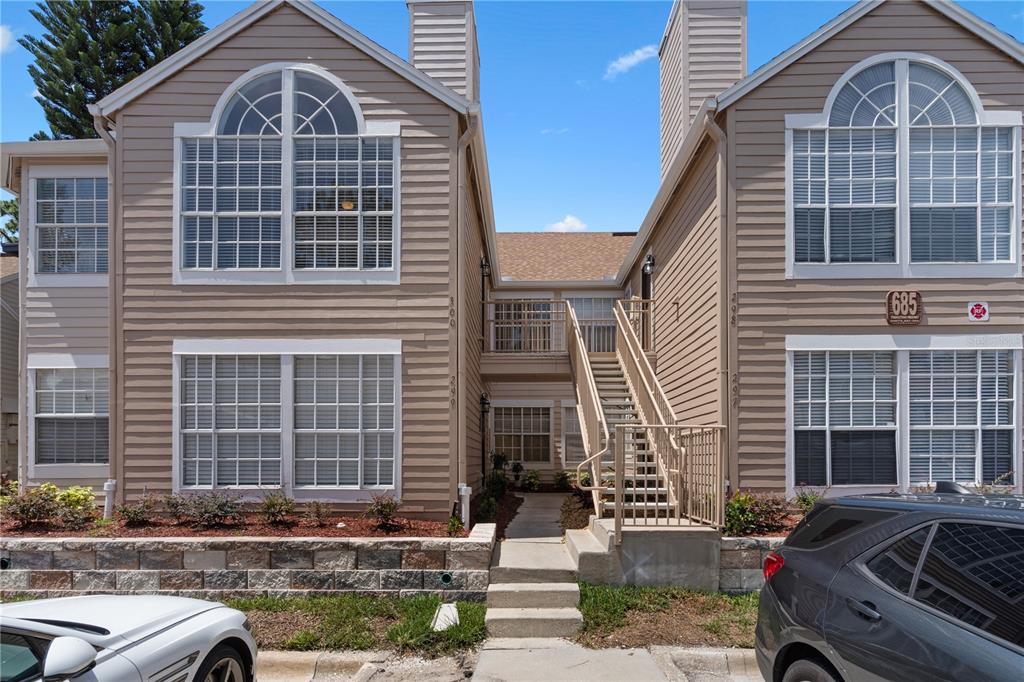 685 YOUNGSTOWN PARKWAY UNIT 300