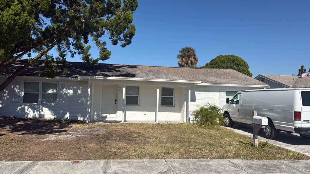 6205 SEABREEZE DRIVE