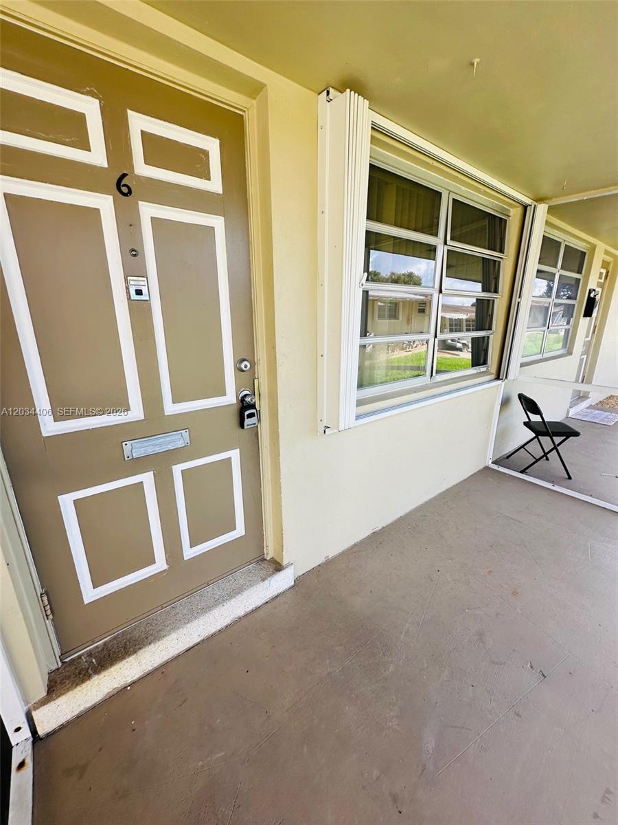 2319 Jackson St # 6, Hollywood FL 33020