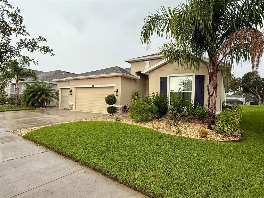 10747 LAXER CAY LOOP