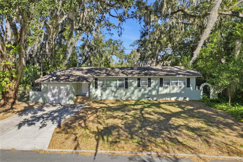 203 W POINSETTIA STREET