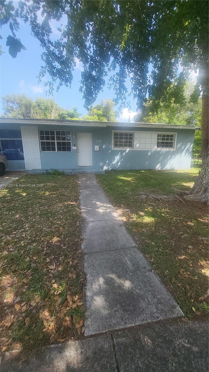4641 SW 35th St, West Park FL 33023