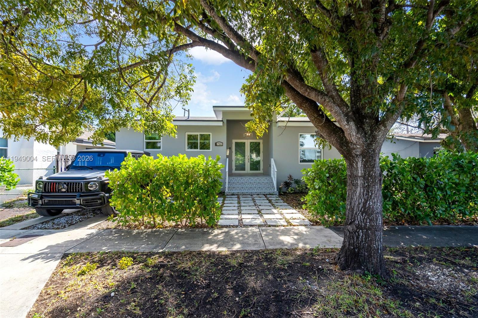 1786 SW 14th Ter, Miami FL 33145