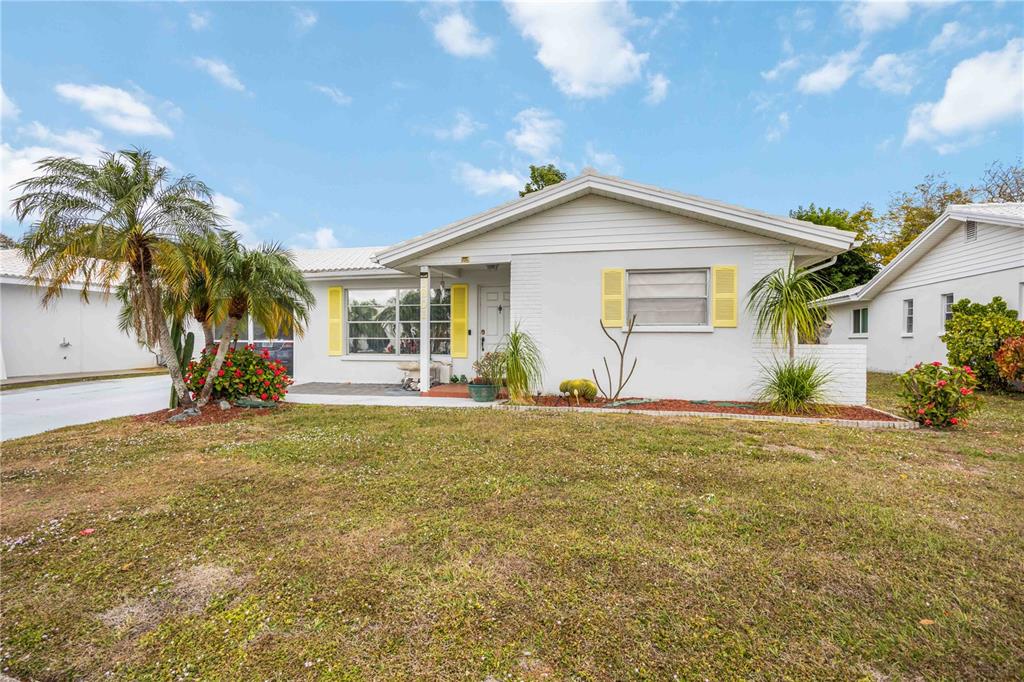 3801 CHINABERRY, BRADENTON, FL — photo 3 of 30
