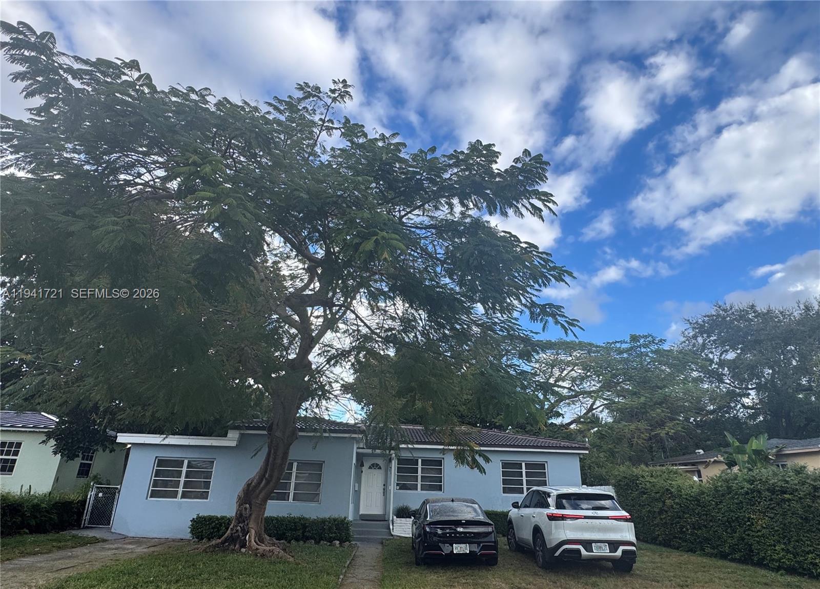 545 NE 111th St, Miami FL 33161