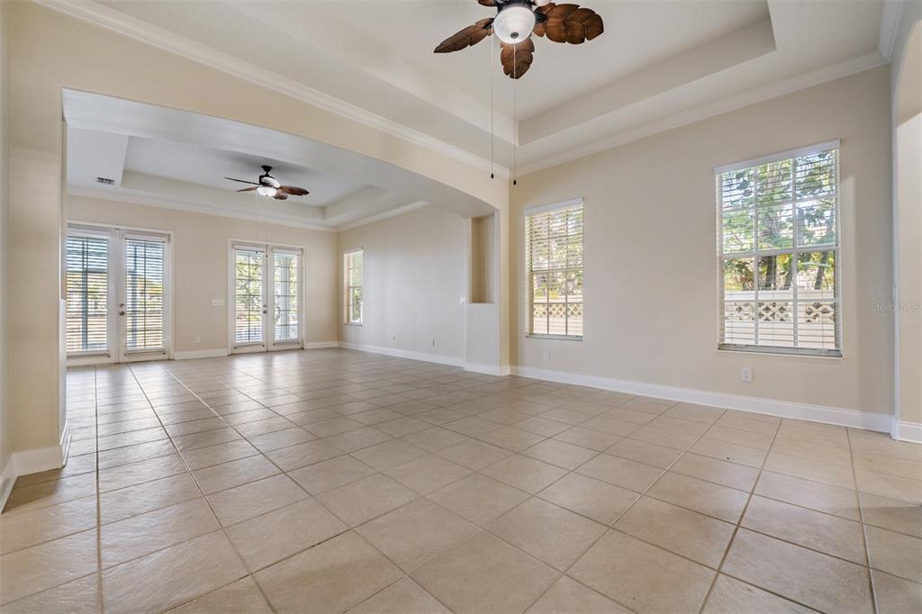 423 MANNS HARBOR DRIVE, APOLLO BEACH, FL — photo 5 of 30