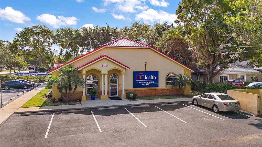 700 DOCTORS COURT, LEESBURG, FL — photo 4 of 23