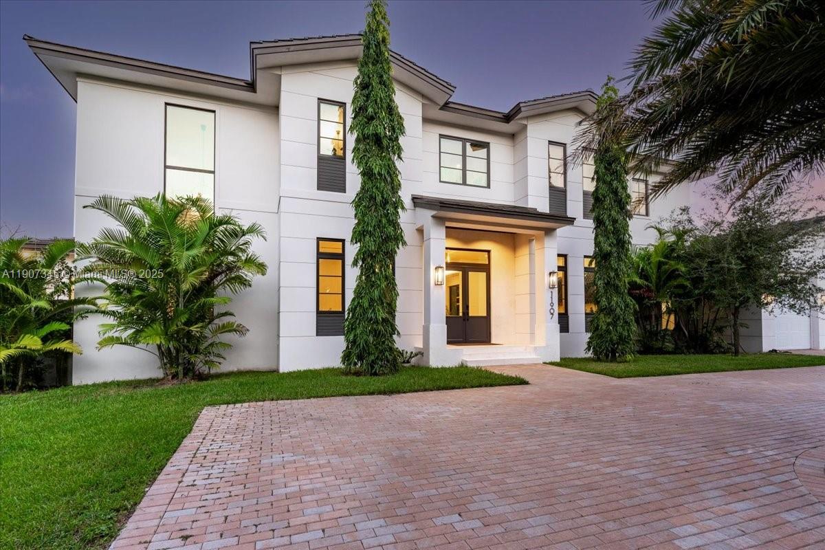 11907 SW 70th Ave, Pinecrest FL 33156