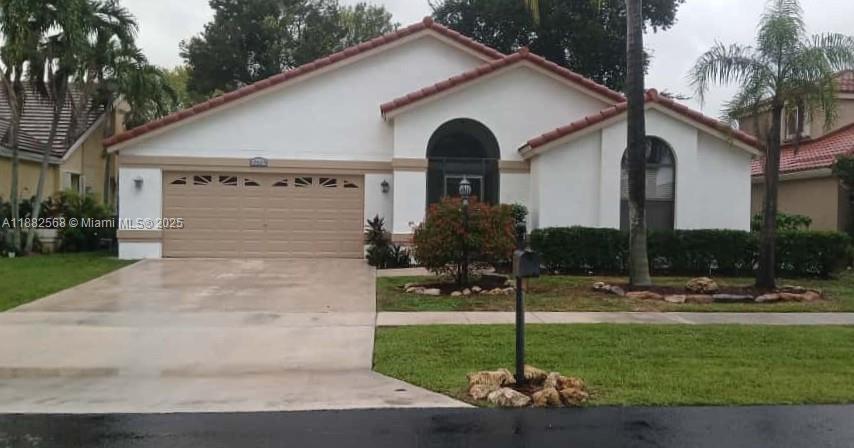 12667 White Coral Dr, Wellington FL 33414