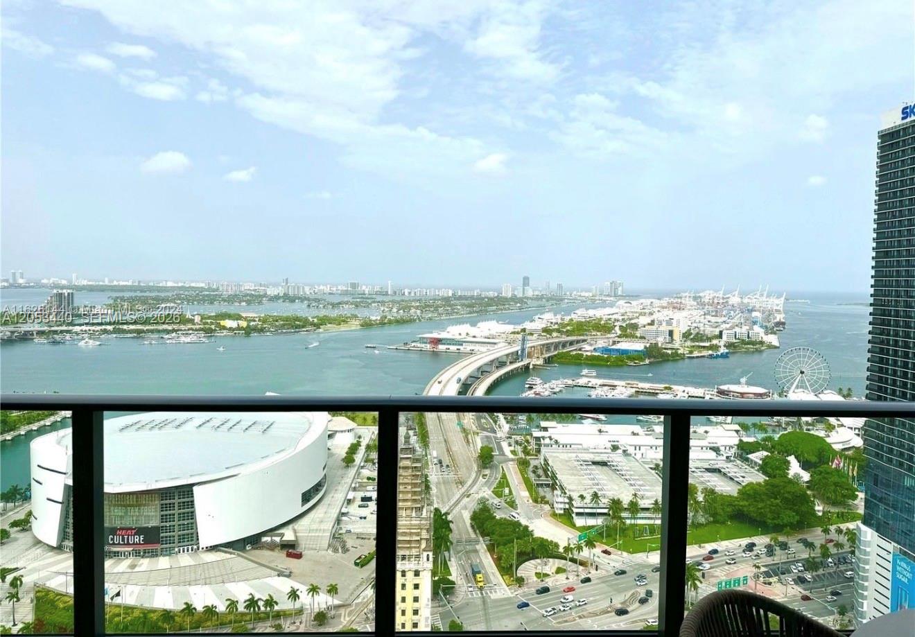 159 NE 6th St # 3215, Miami FL 33132