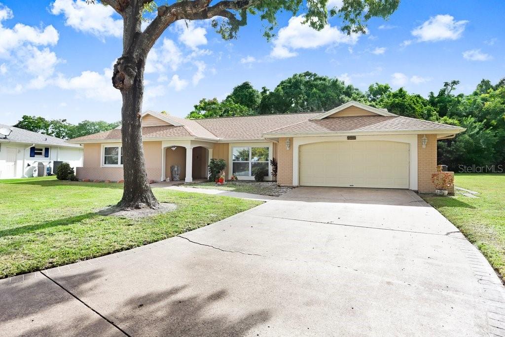 12600 CASTLEBERRY COURT