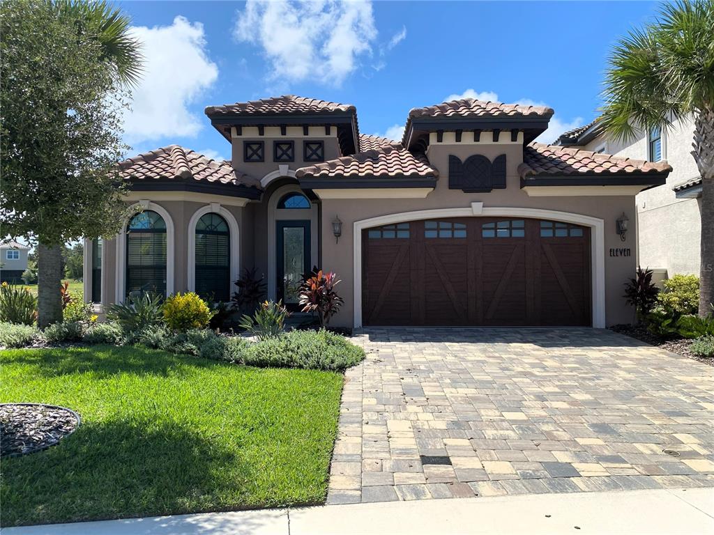 11 RIO VISTA DRIVE