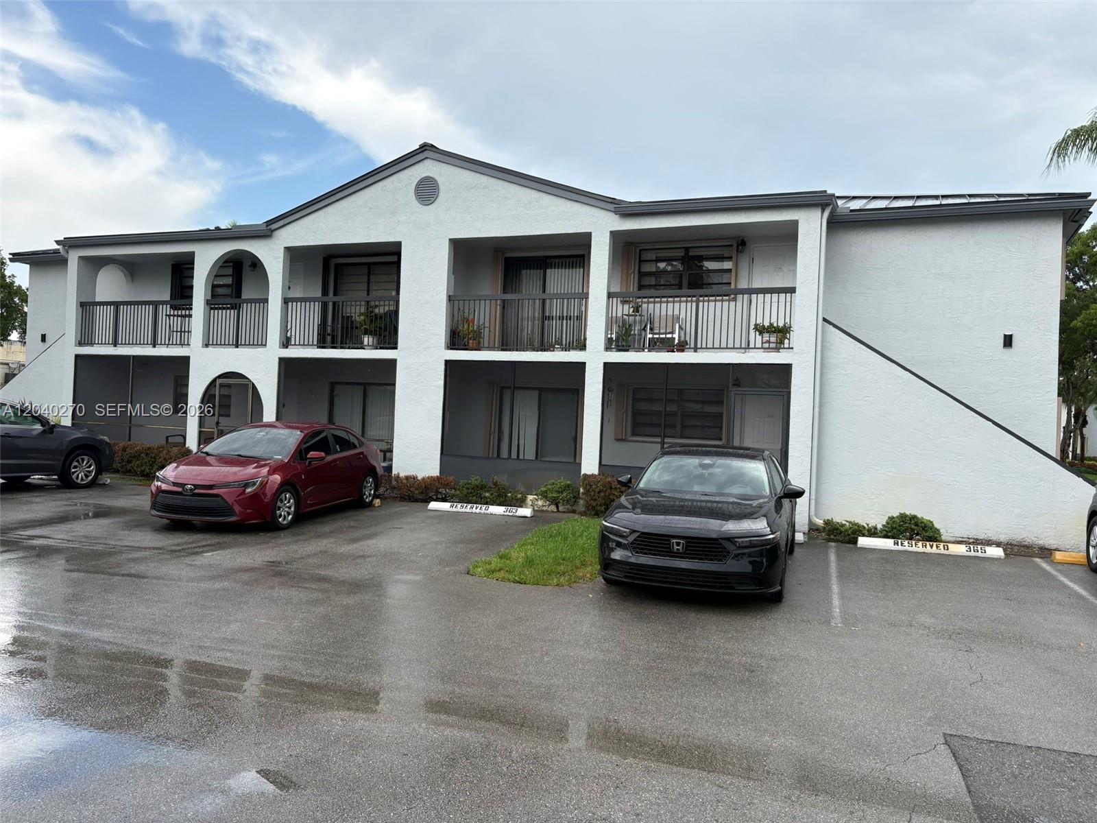 18350 Mediterranean Blvd # 27, Hialeah FL 33015