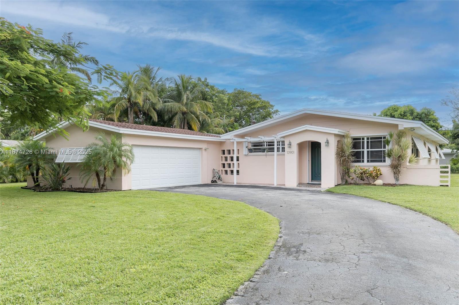 13901 SW 78th Pl, Palmetto Bay FL 33158