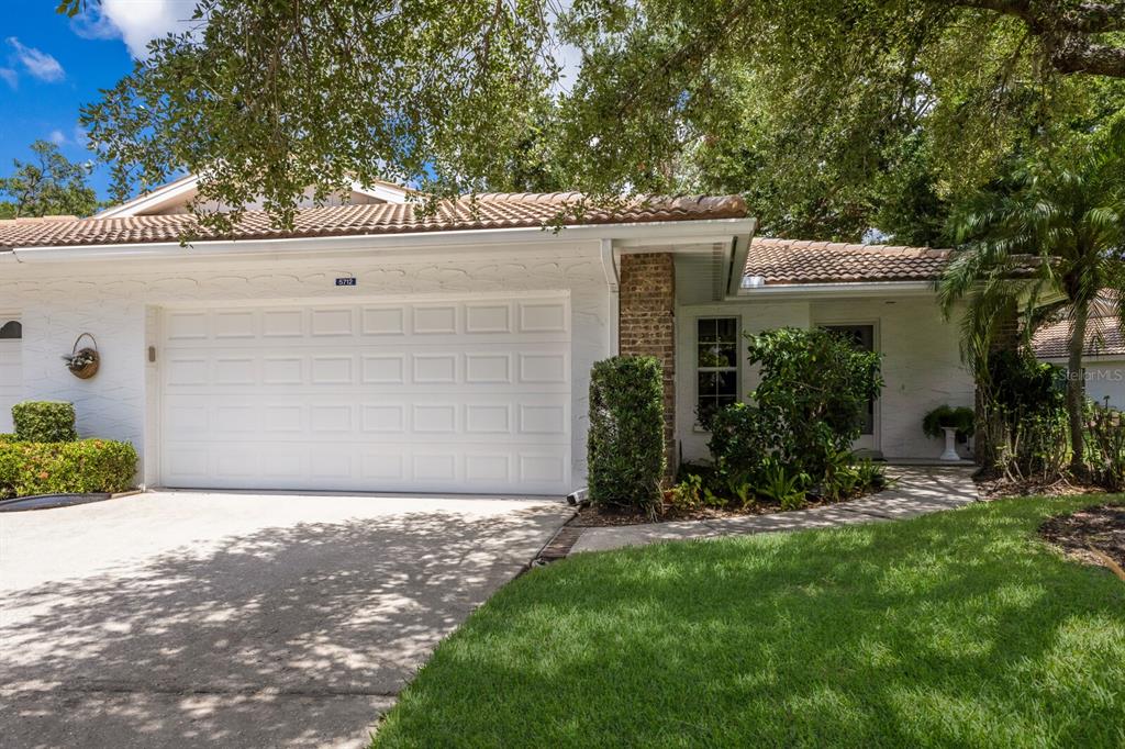 5712 GARDEN LAKES DRIVE
