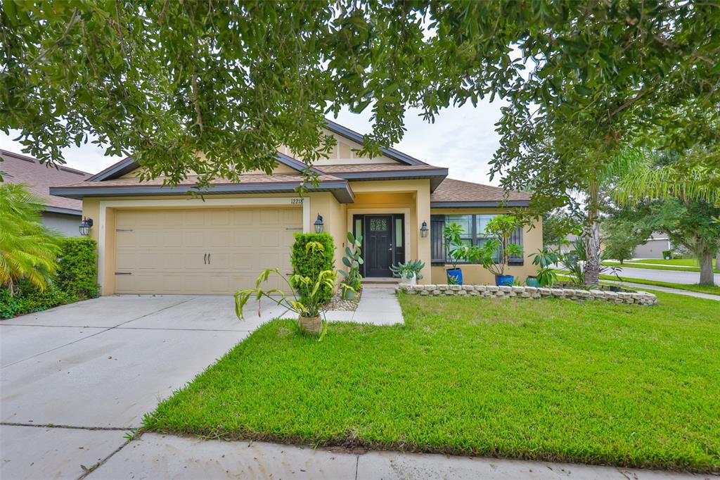 12218 AVONDALE OAK PLACE
