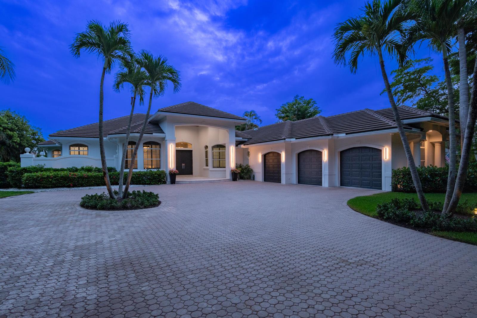 8246 Man O War Road, Palm Beach Gardens FL 33418