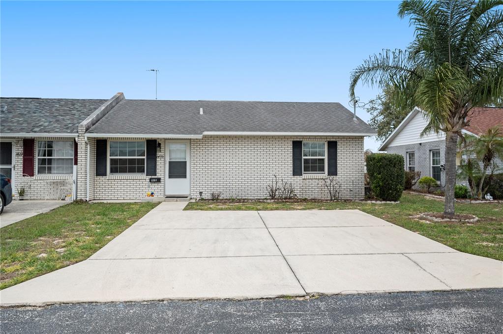 1435 THOUSAND ROSES DRIVE N