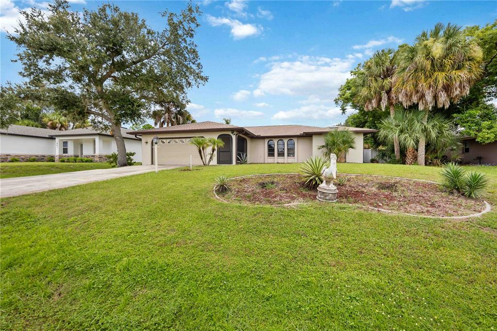 3813 S CRANBERRY BOULEVARD, NORTH PORT, FL — photo 3 of 30