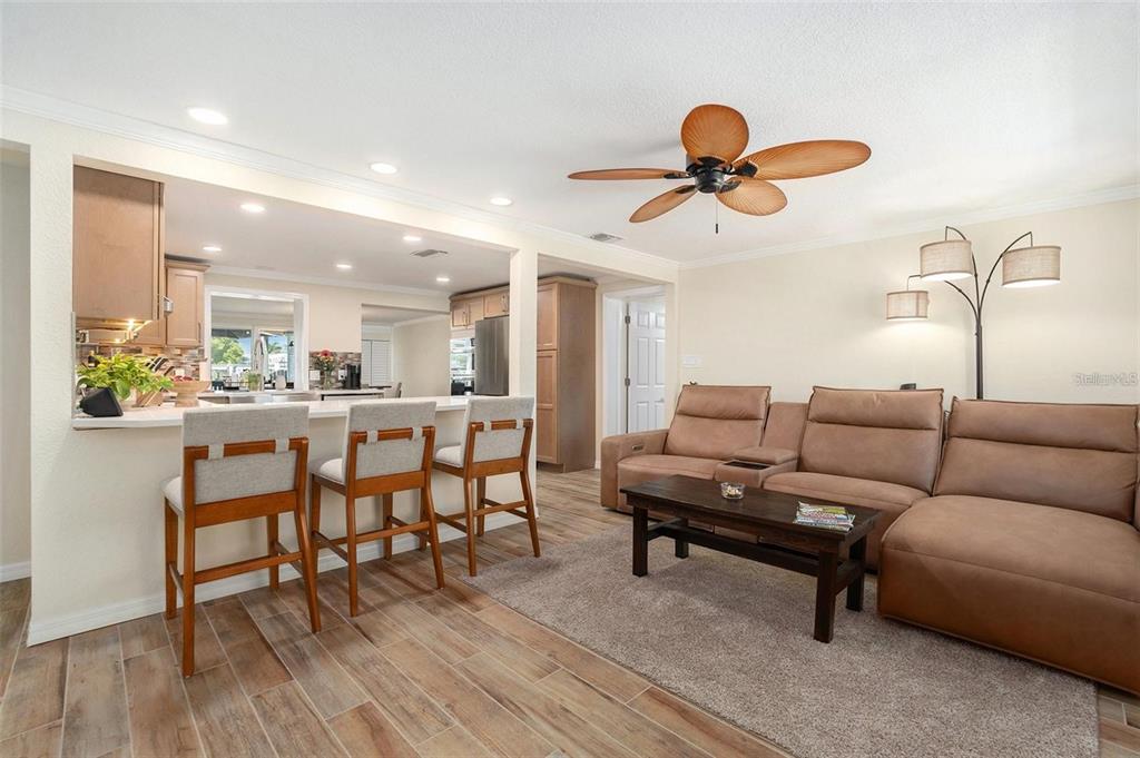 13401 NEPTUNE DRIVE, HUDSON, FL — photo 4 of 21