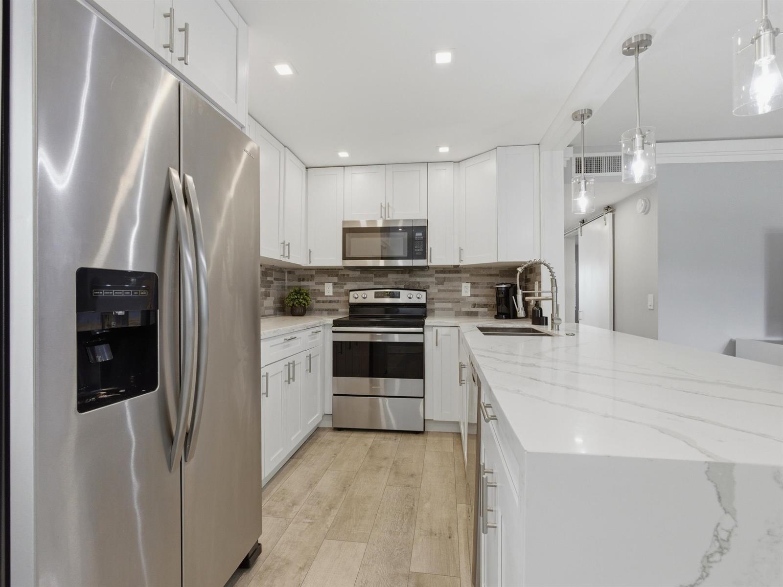 397 Burgundy I, Delray Beach FL 33484