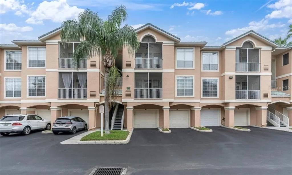 3308 BAY CLUB CIRCLE
