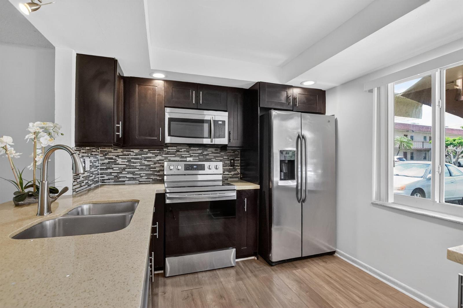 9220 SW 3rd Street # 907, Boca Raton FL 33428