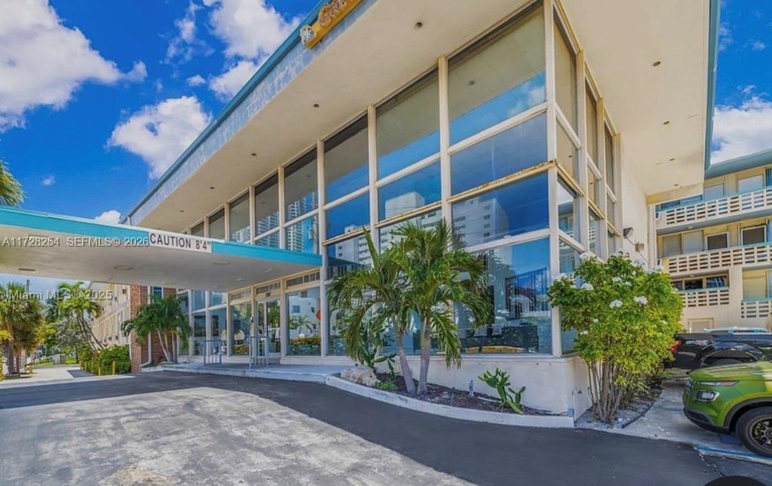 6484 Indian Creek Dr # 310, Miami Beach FL 33141