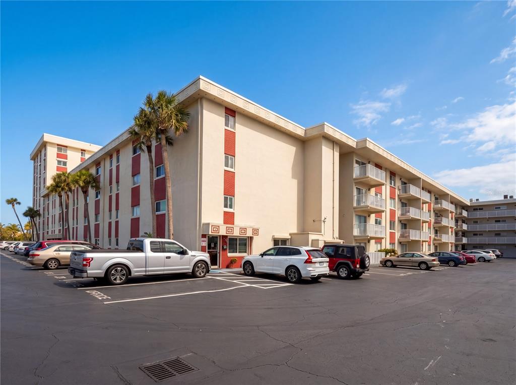 2711 N HALIFAX AVENUE UNIT 371