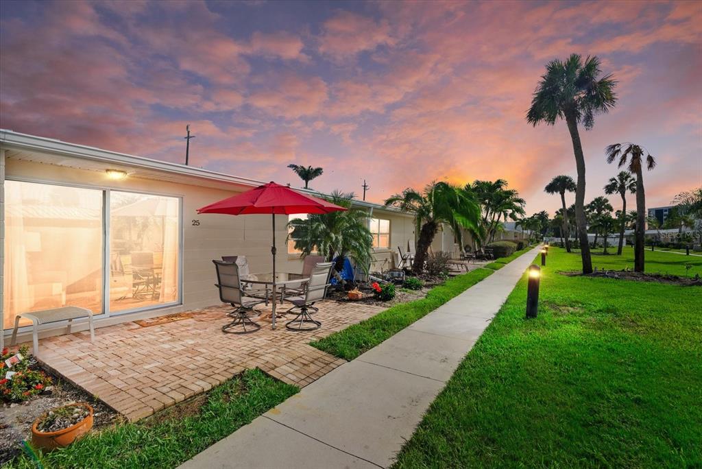 5830 MIDNIGHT PASS ROAD UNIT 25