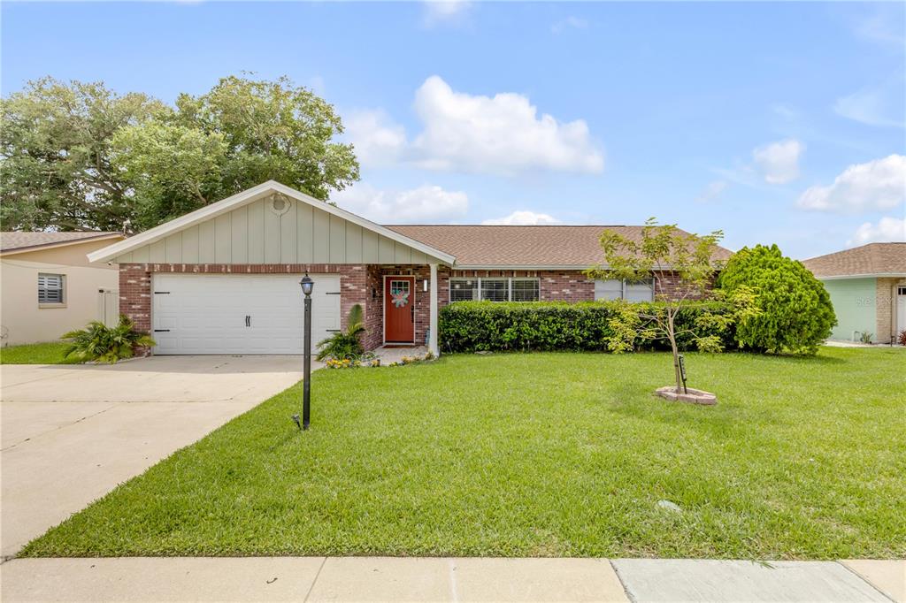 2952 CARRIAGE DRIVE