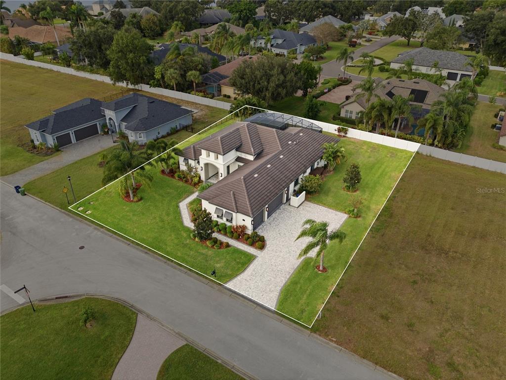 4462 EMERALD PALMS LANE