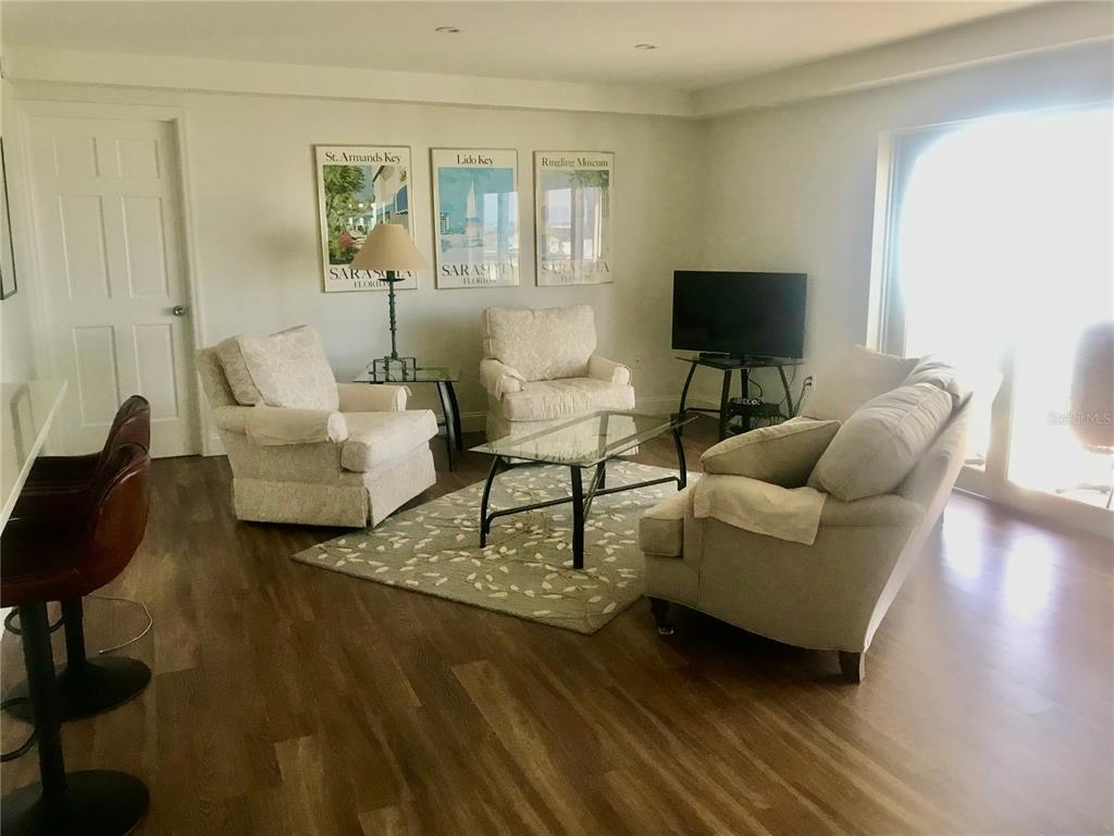 800 BENJAMIN FRANKLIN DRIVE UNIT 704, SARASOTA, FL — photo 4 of 27