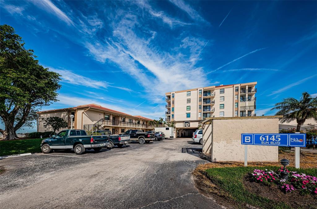6145 SUN BOULEVARD UNIT 103