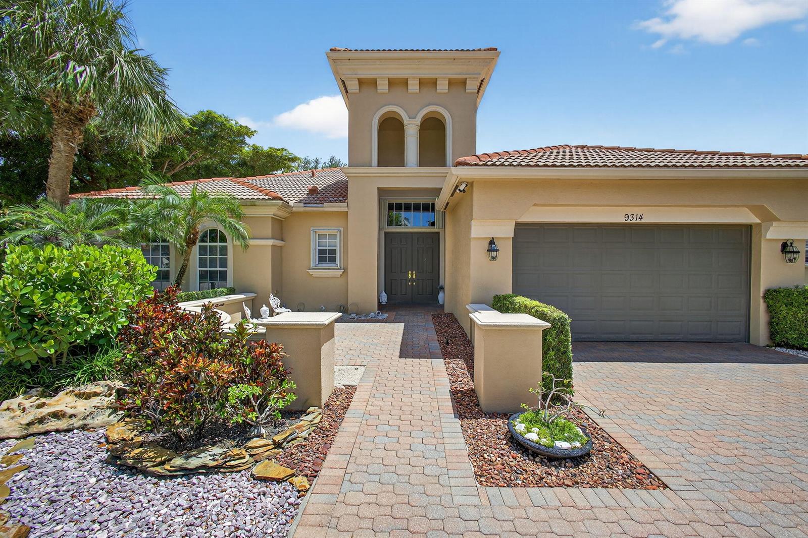 9314 Via Classico W, Wellington FL 33411