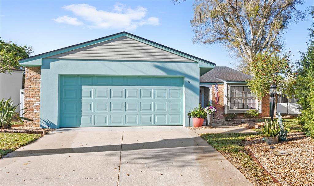 17 HIBISCUS COURT