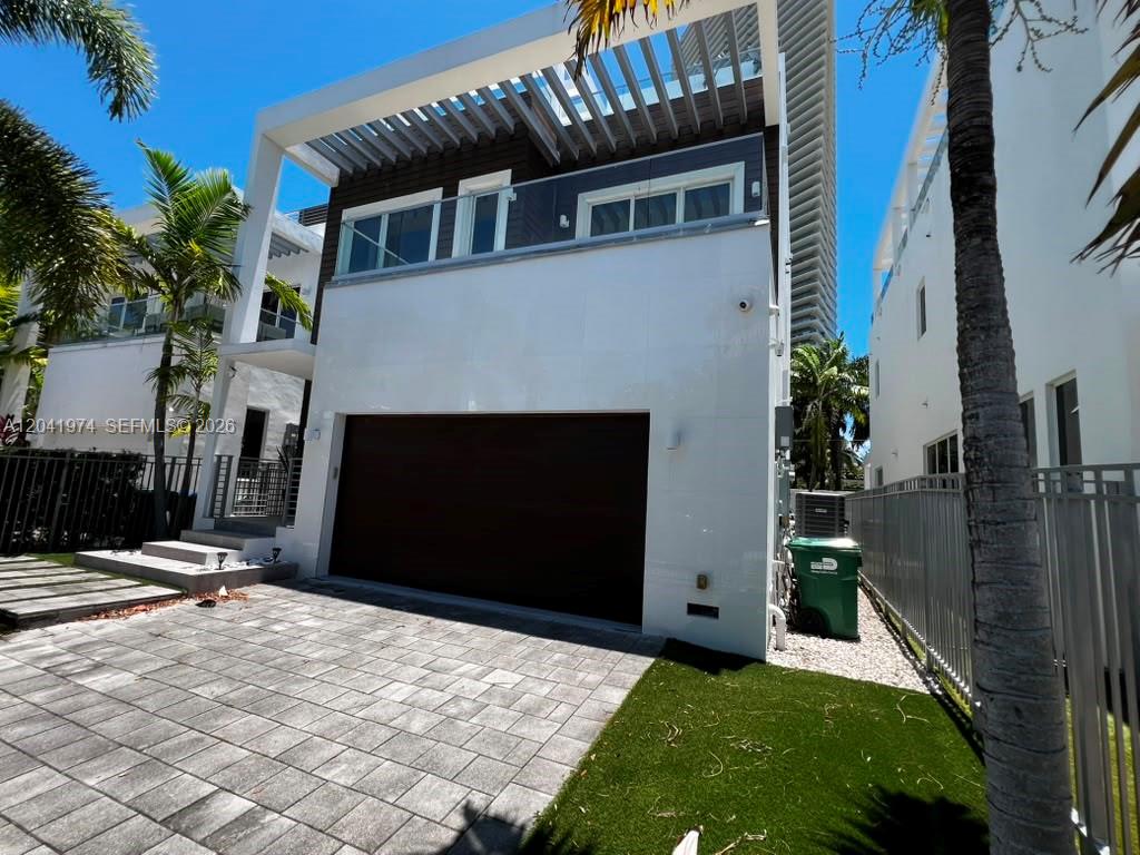 18975 Atlantic Blvd # 18975, Sunny Isles Beach FL 33160