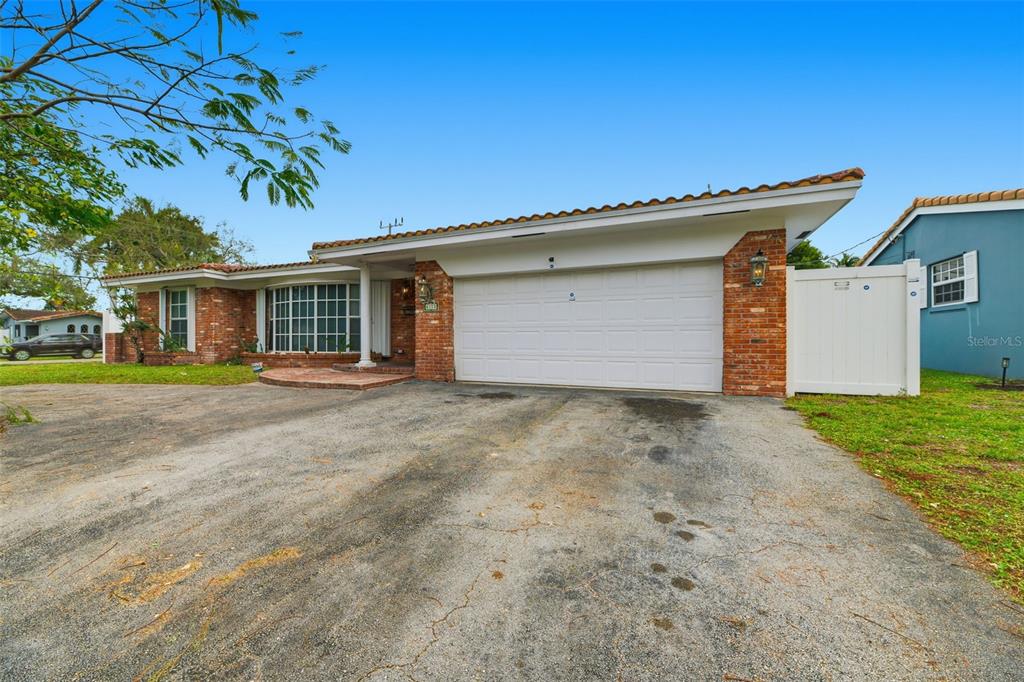 6110 NE 19TH AVENUE