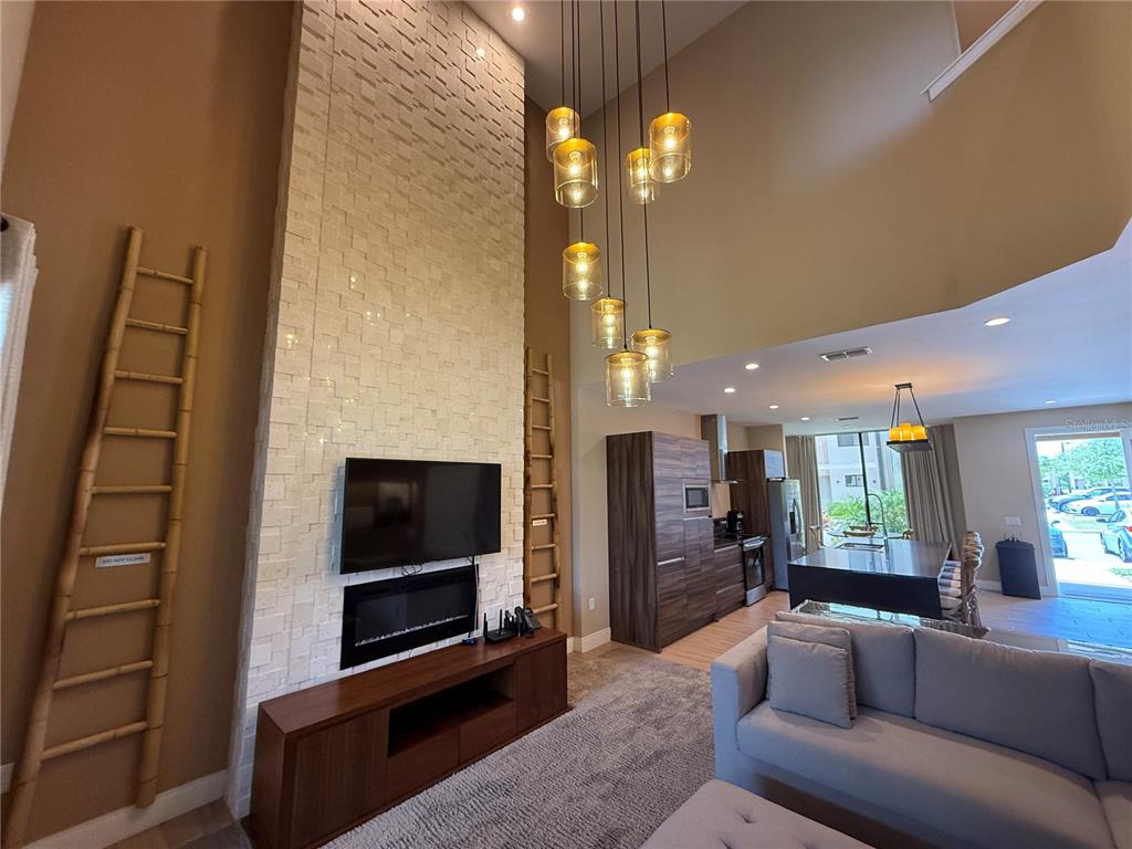 3065 ROCKEFELLER WAY, KISSIMMEE, FL — photo 4 of 30