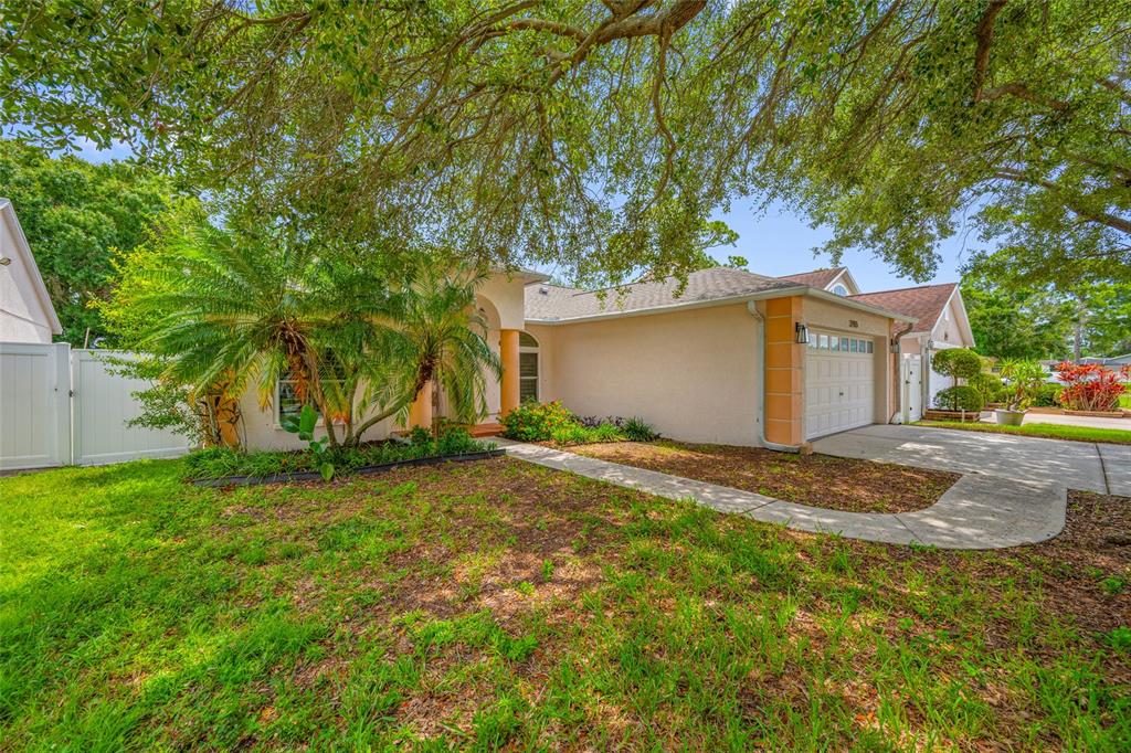 12965 PINEFOREST WAY W, LARGO, FL — photo 3 of 30