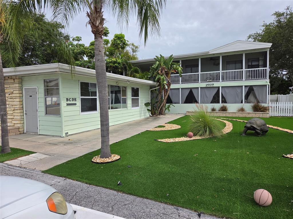 2939 LOS ALTOS DRIVE UNIT B