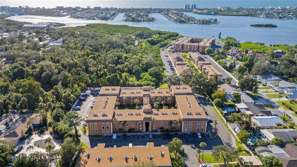 12760 INDIAN ROCKS ROAD UNIT 516