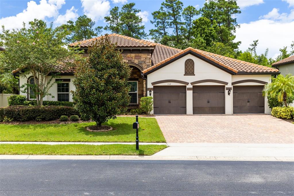 152 ADLER POINT