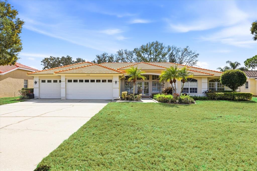 3196 CRESCENT OAKS BOULEVARD