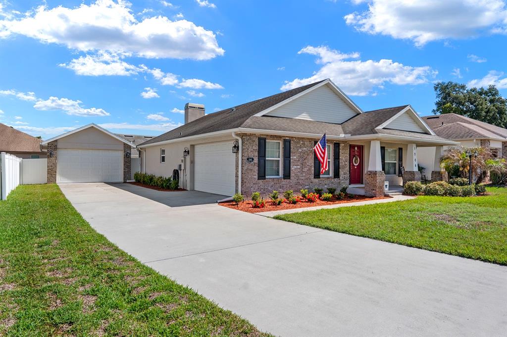 1206 SPOTTED LILAC LANE