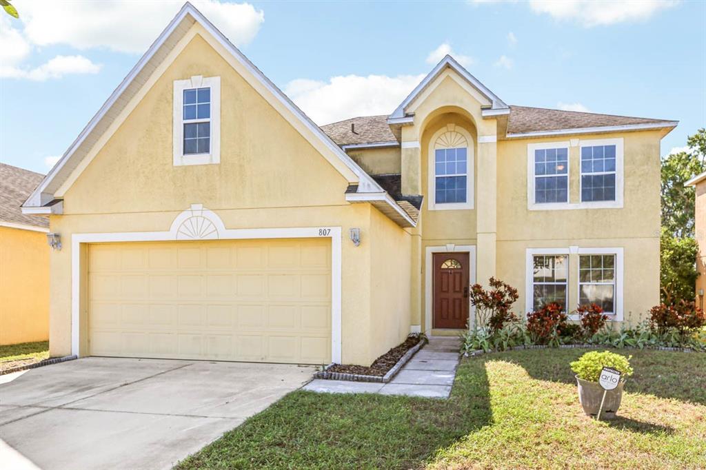807 BRENTON LEAF DRIVE