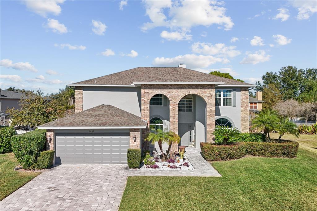 2258 BLOSSOMWOOD DRIVE