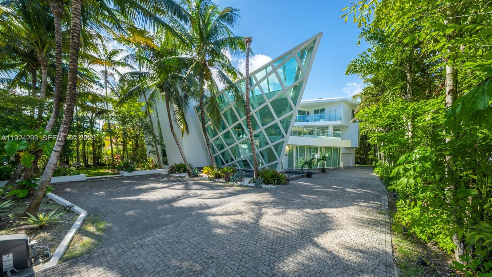 480 Ocean Blvd, Golden Beach FL 33160